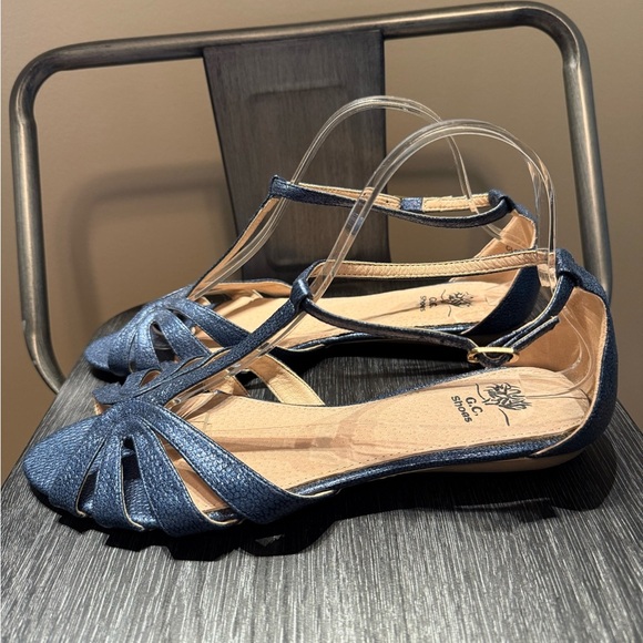 Elegant Navy Women's Sandals - Picture 7 of 11